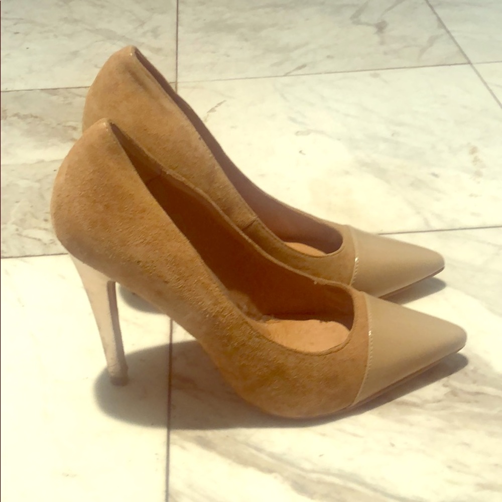 Aldo stiletto suede pumps